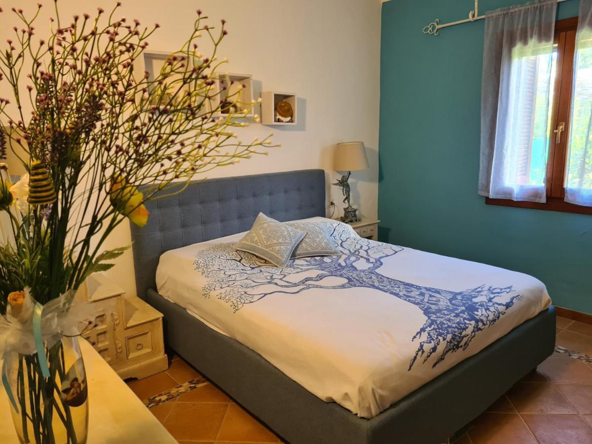 Villa Paola San Teodoro Con Piscina Privata Lu Lioni Eksteriør bilde