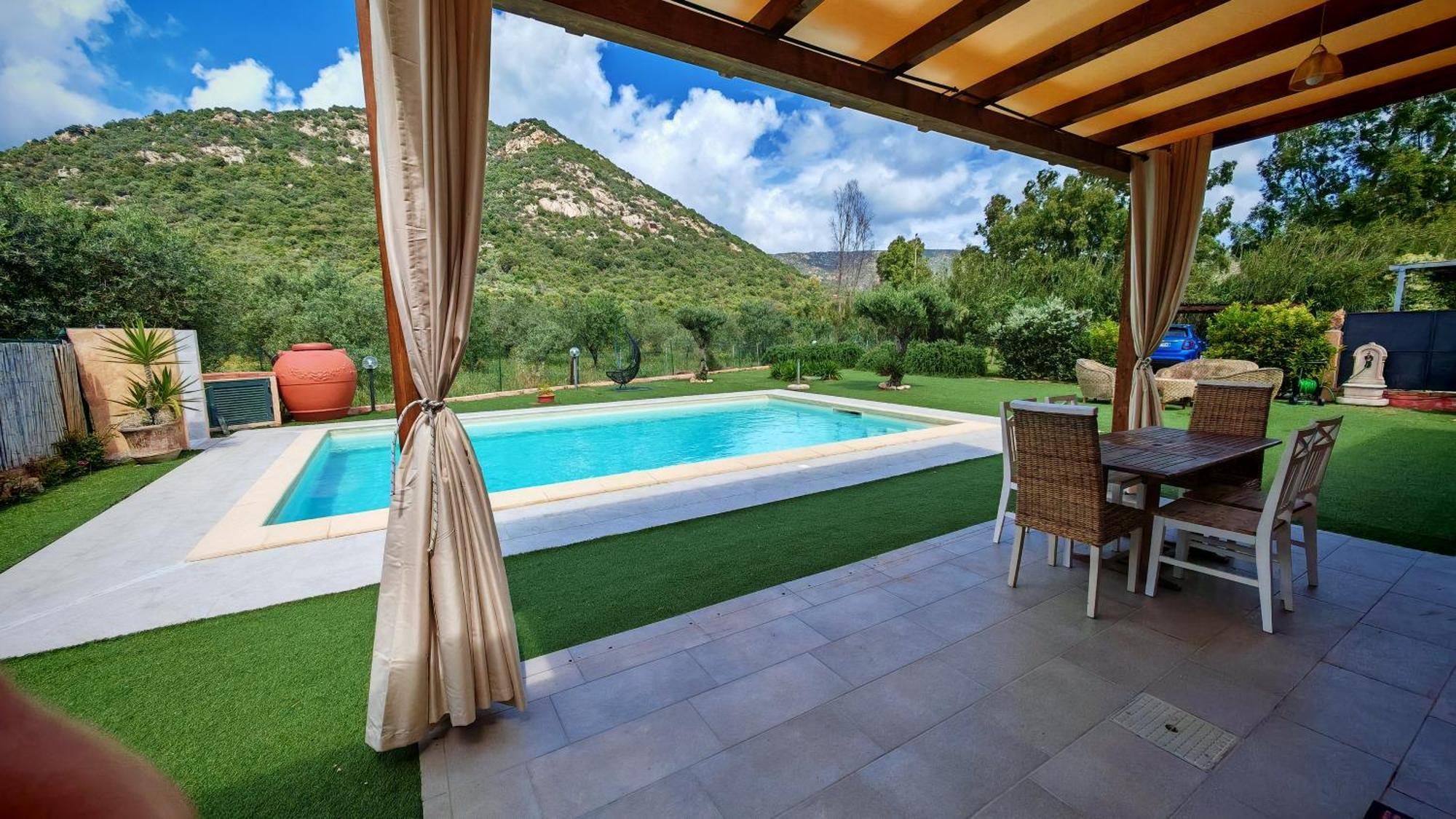 Villa Paola San Teodoro Con Piscina Privata Lu Lioni Eksteriør bilde